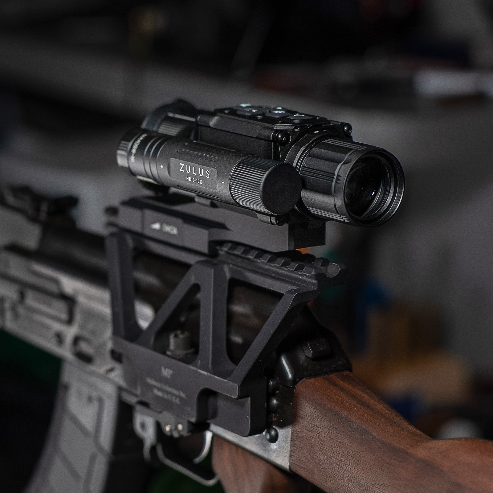 ZHD312: Digital Night Vision Scope for Low-Light Use-2